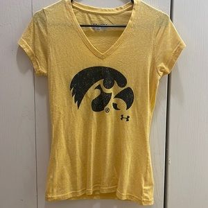 V neck, Iowa Hawkeyes shirt